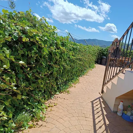 Country house La Revuelta Con Mejores Vistas A La Naturaleza Yunquera